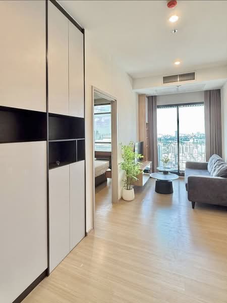 The Capital Ekamai-Thonglor, Bangkok, 2898 New Petchaburi Rd, Bang Kapi, Huai Khwang, Bangkok, 1 Bedroom, 36 sqm, Condo For Sale, by AREA66 Real Estate Co.,Ltd, 500472519 - DDproperty.com