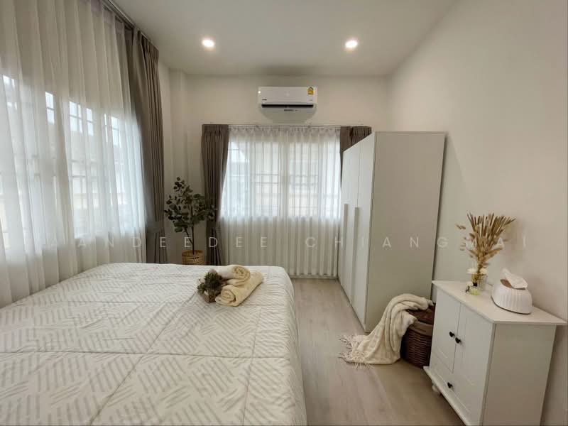 A house for rent near Tonkla School, Chiang Mai Rental Price: 55,000 THB/month Property ID: No.5H679, Chiang Mai, San Phi Sua, Muang Chiang Mai, Chiang Mai, 5 Bedrooms, 255 sqm, Single Detached House For Rent, by Baandeedee Chiangmai, 500472529 - DDproperty.com