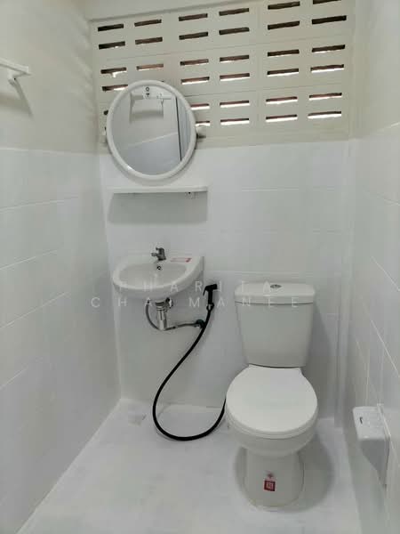 Newly renovated Townhouse, Chiang Mai, San Na Moeng, San Sai, Chiang Mai, 2 Bedrooms, 78 sqm, Townhouse For Sale, by Pharita Chaimanee, 500472543 - DDproperty.com