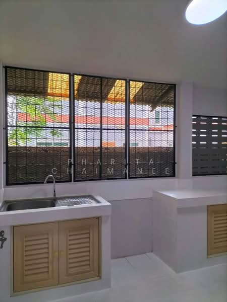 Newly renovated Townhouse, Chiang Mai, San Na Moeng, San Sai, Chiang Mai, 2 Bedrooms, 78 sqm, Townhouse For Sale, by Pharita Chaimanee, 500472543 - DDproperty.com