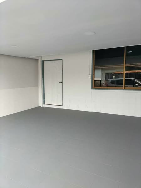 Newly renovated Townhouse, Chiang Mai, San Na Moeng, San Sai, Chiang Mai, 2 Bedrooms, 78 sqm, Townhouse For Sale, by Pharita Chaimanee, 500472543 - DDproperty.com