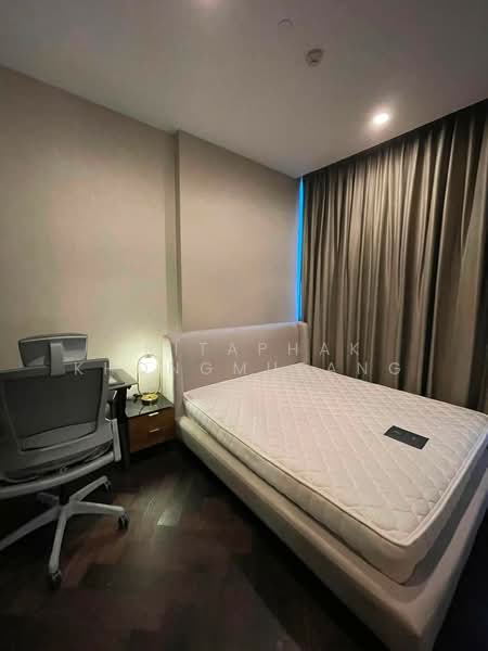 The Esse Sukhumvit 36, Bangkok, Soi Sukhumvit 36, Sukhumvit Road, Phra Kanong, Khlong Toei, Bangkok, 1 Bedroom, 39 sqm, Condo For Rent, by Kritaphak Khongmueang, 500472559 - DDproperty.com