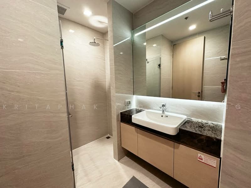 Noble State 39, Bangkok, 35 Soi Sukhumvit 39, Khlong Tan Nua, Watthana, Bangkok, 2 Bedrooms, 60 sqm, Condo For Rent, by Kritaphak Khongmueang, 500472564 - DDproperty.com