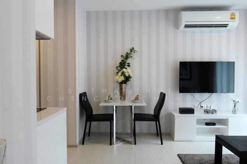 Rhythm Sukhumvit 42, Bangkok, Soi Sukhumvit 42, Sukhumvit Road, Phra Kanong, Khlong Toei, Bangkok, 1 Bedroom, 45 sqm, Condo For Sale, by Suthasinee Chenchopching, 500472570 - DDproperty.com