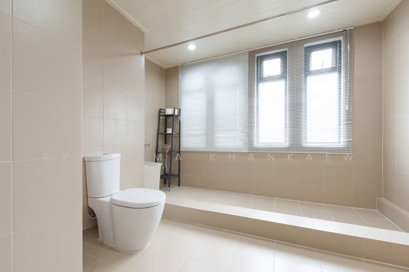 Lakeshore West Condominium Nichada Thani : เลคชอร์ เวสต์ คอนโดมิเนียม นิชดาธานี, นนทบุรี, บางตลาด, ปากเกร็ด, นนทบุรี, 484 ตร.ม., คอนโด ขาย, โดย Rynnrima Khankaew, 500472572 - DDproperty.com