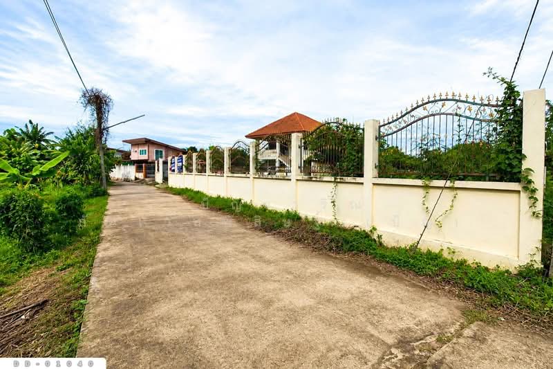บ้านเดี่ยว สวรรคโลก สุโขทัย ใกล้โกลบอลเฮ้าส์ สาขาสวรรคโลก DD-01040, สุโขทัย, เมืองสวรรคโลก, สวรรคโลก, สุโขทัย, 280 ตร.ม., บ้านเดี่ยว ขาย, โดย เบ็ญจวริณ ภัคเวทพิสิษฐ์(เบ็ญ), 500472580 - DDproperty.com