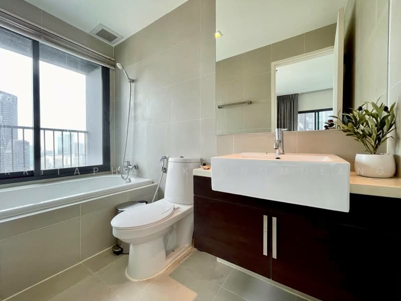 Noble Remix, Bangkok, 772 Soi Sukhumvit 36, Sukhumvit Road, Khong Tan, Khlong Toei, Bangkok, 1 Bedroom, 65 sqm, Condo For Rent, by Kritaphak Khongmueang, 500472590 - DDproperty.com