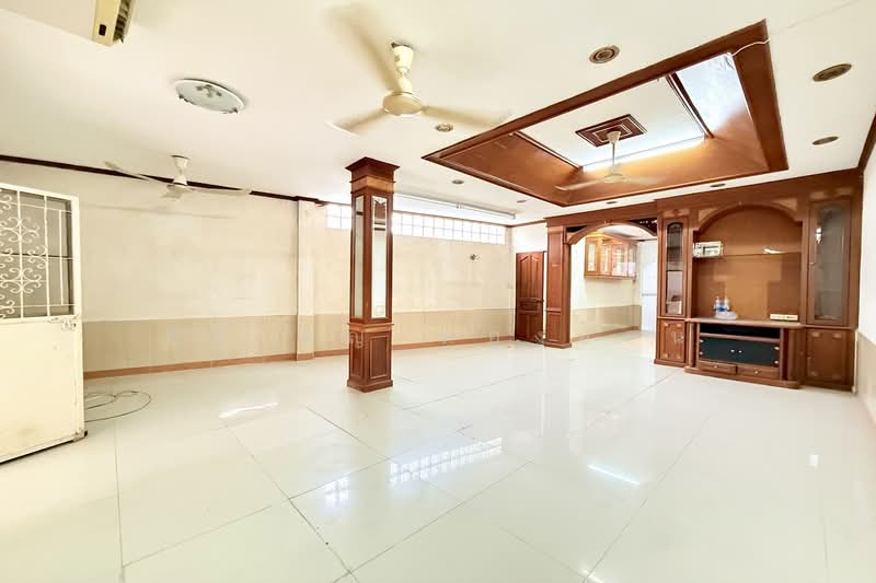 ตึกแถว อิสรภาพ 13 แขวงหิรัญรูจี เขตธนบุรี กรุงเทพมหานคร, Bangkok, Hi Runruche, Thon Buri, Bangkok, 4 Bedrooms, 150 sqm, Townhouse For Sale, by ศิริเพ็ญ ทองอ่อน, 500472603 - DDproperty.com