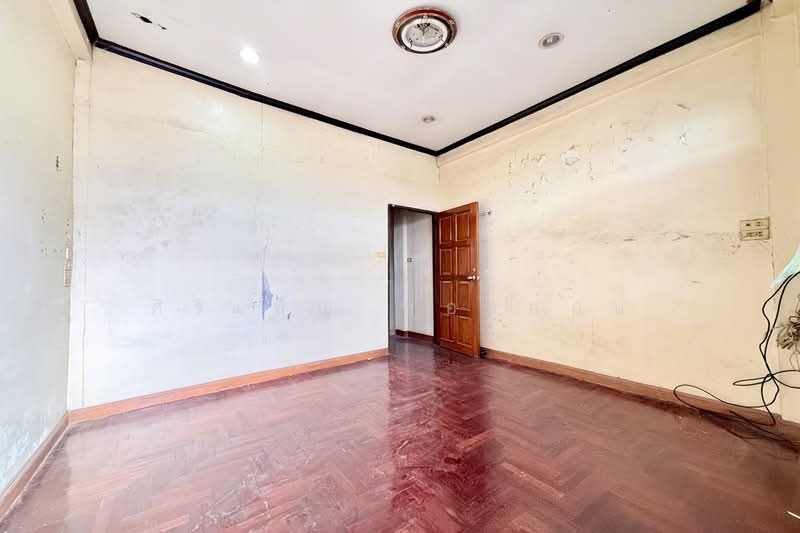 ตึกแถว อิสรภาพ 13 แขวงหิรัญรูจี เขตธนบุรี กรุงเทพมหานคร, Bangkok, Hi Runruche, Thon Buri, Bangkok, 4 Bedrooms, 150 sqm, Townhouse For Sale, by ศิริเพ็ญ ทองอ่อน, 500472603 - DDproperty.com