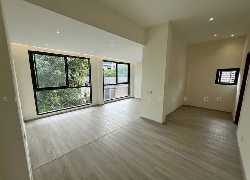Detached House Sukhumvit 71, Bangkok, Khlong Tan Nua, Watthana, Bangkok, 4 Bedrooms, 401 sqm, Single Detached House For Sale, by Shori Asset Group Co., Ltd., 500472605 - DDproperty.com