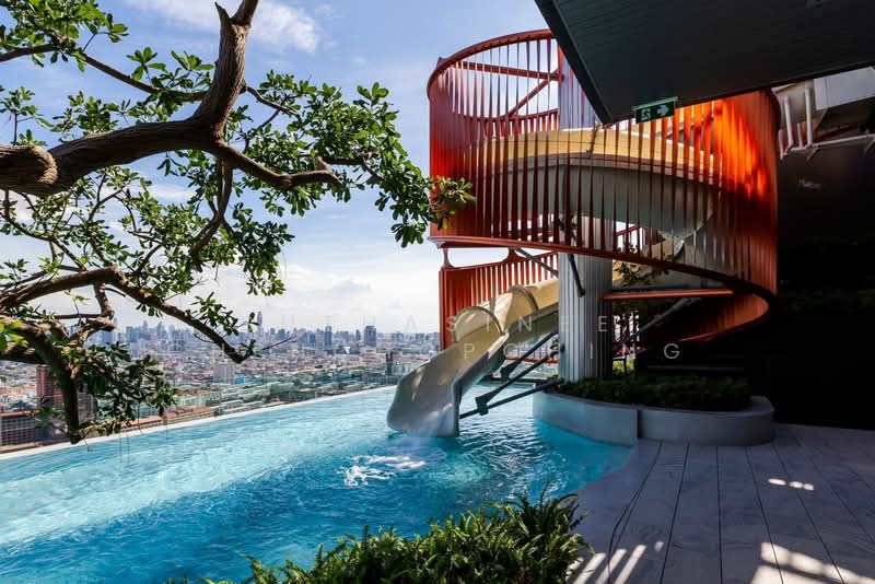XT Huaikhwang, Bangkok, 244 Ratchadaphisek Road, Huai Khwang, Bangkok, 1 Bedroom, 34 sqm, Condo For Sale, by Suthasinee Chenchopching, 500472608 - DDproperty.com