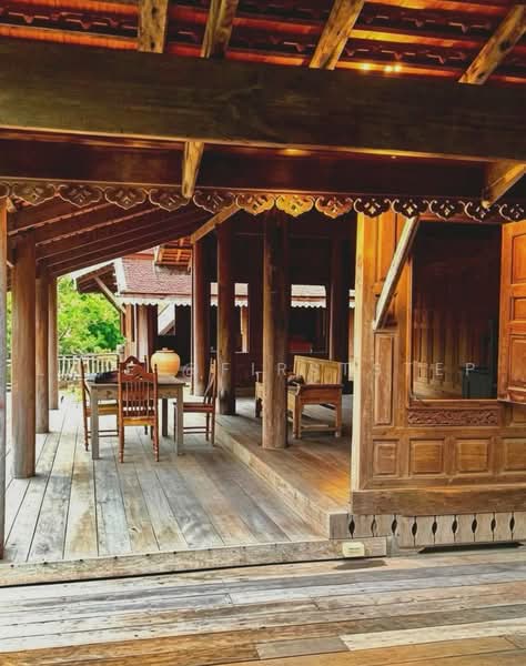 100-Year-Old Thai Heritage House Waterfront, Suphan Buri, Thailand, Suphan Buri, Bang Pla Ma, Suphan Buri, 5 Bedrooms, 1 sqm, Single Detached House For Sale, by LINE @firststep, 500472609 - DDproperty.com