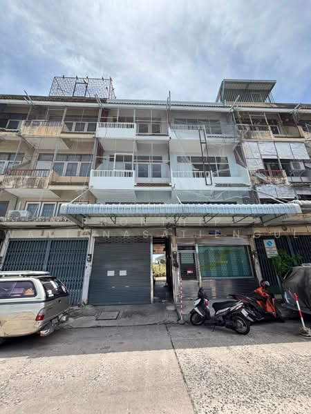ขายอาคารพาณิชย์ 3 คูหา ติดกัน ทำเลทอง หน้าศาลากลางชลบุรี, Chon Buri (Pattaya), , Bang Pla Soi, Muang Chon Buri, Chon Buri (Pattaya), , 720 sqm, Shophouse For Sale, by Pronthip Wattanasatiengul, 500472615 - DDproperty.com