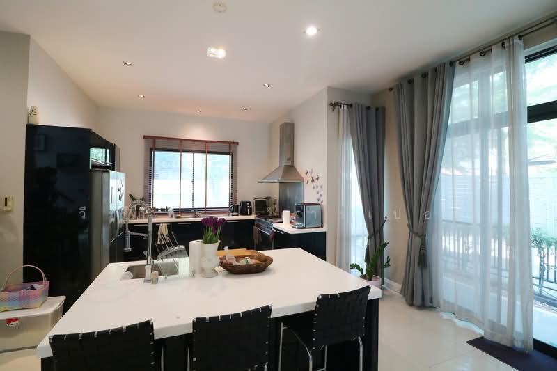 Muang Udon Thani, Udon Thani, Mak Khaeng, Muang Udon Thani, Udon Thani, 3 Bedrooms, 307 sqm, Single Detached House For Sale, by วีรภัทรา ดาร์เปอร์, 500472634 - DDproperty.com