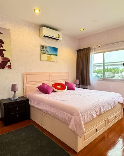 Jomtien Yacht Club : จอมเทียน ยอร์ช คลับ, ชลบุรี, นาจอมเทียน, สัตหีบ, ชลบุรี, 89 ตร.ม., คอนโด ขาย, โดย PLC REAL ESTATE, 500472655 - DDproperty.com