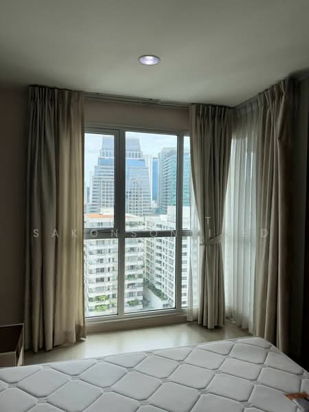 Rhythm Sathorn-Narathiwas : ริทึ่ม สาทร-นราธิวาส, กรุงเทพ, 651 ถนนนราธิวาสราชนครินทร์, ทุ่งมหาเมฆ, สาทร, กรุงเทพ, 38 ตร.ม., คอนโด ขาย, โดย Tanapat Sakonsontised, 500472668 - DDproperty.com
