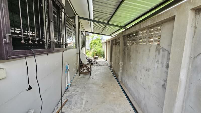 House in soi Sukhumvit 50, กรุงเทพ, บางจาก, พระโขนง, กรุงเทพ, 300 ตร.ม., บ้านเดี่ยว ให้เช่า, โดย BANGKOK PROPERTY AGENTS, 500472678 - DDproperty.com