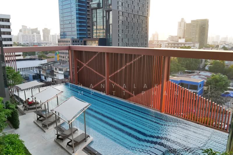 C Ekkamai, Bangkok, 888 Soi Sukhumvit 63, Sukhumvit Road, Khlong Tan Nua, Watthana, Bangkok, 1 Bedroom, 30 sqm, Condo For Sale, by Thanyalak Premputtiphan, 500472697 - DDproperty.com