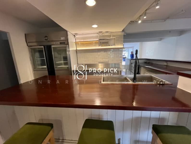 For Rent Retail 2-storey BTS Ekkamai Sukhumvit Watthana Bangkok PP-00525, Bangkok, สุขุมวิท, Khlong Tan Nua, Watthana, Bangkok, , 140 sqm, Business For Rent, by Konrarat Deesawat, 500472742 - DDproperty.com