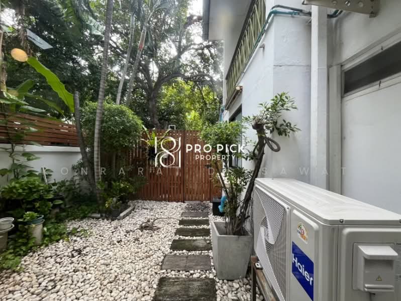 For Rent Retail 2-storey BTS Ekkamai Sukhumvit Watthana Bangkok PP-00525, Bangkok, สุขุมวิท, Khlong Tan Nua, Watthana, Bangkok, , 140 sqm, Business For Rent, by Konrarat Deesawat, 500472742 - DDproperty.com