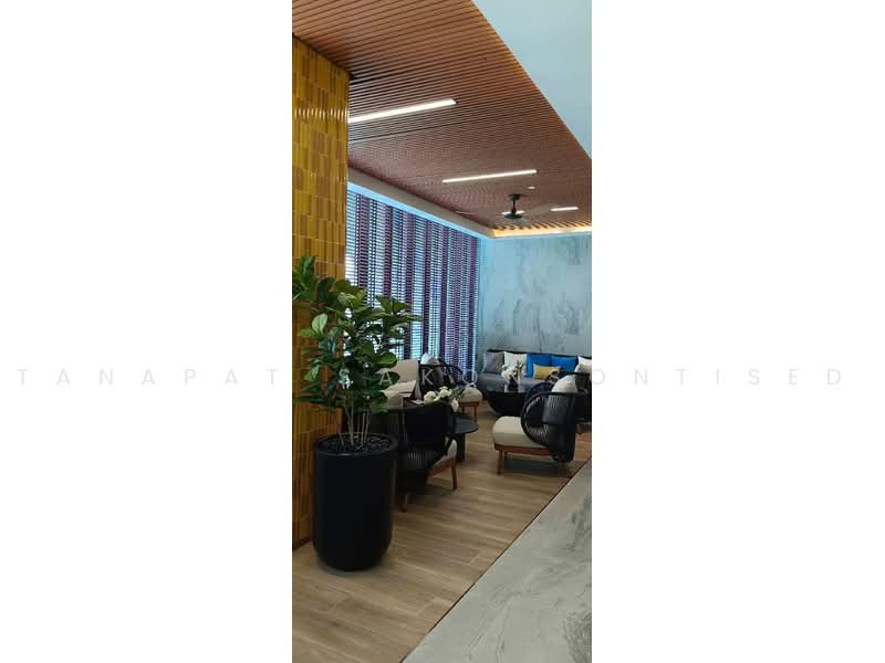 Coco Parc, Bangkok, 1150 Rama 4 Road, Khlong Toei, Bangkok, 2 Bedrooms, 67 sqm, Condo For Rent, by Tanapat Sakonsontised, 500472743 - DDproperty.com