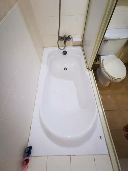 Lumpini Place Pinklao 2, Bangkok, 89 Boromarajonani Road, Arun Amarin, Bangkok Noi, Bangkok, 1 Bedroom, 34 sqm, Condo For Rent, by Thanyalak Premputtiphan, 500472771 - DDproperty.com