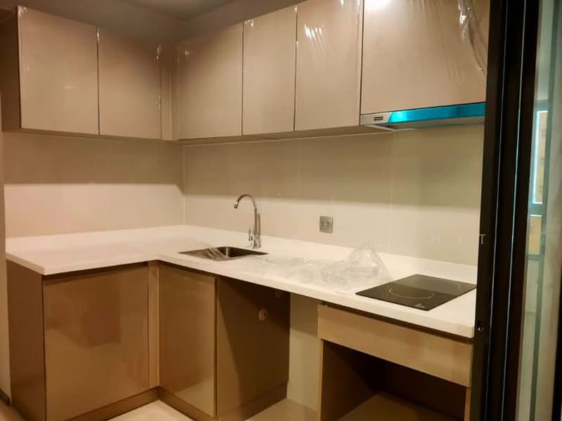 Life Ladprao, Bangkok, 992 Ladprao Road, Jom Phon, Chatuchak, Bangkok, 1 Bedroom, 36 sqm, Condo For Sale, by Pichamon Boonchit, 500472790 - DDproperty.com