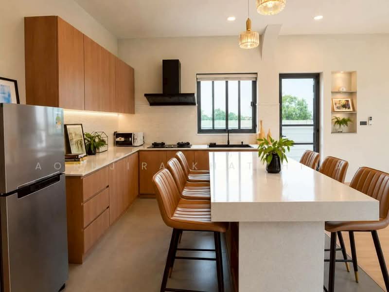 S2786 | Brand-New 6-Bedroom Pool Villa for Sale (Gated Community), San Phak Wan | Only 8 Minutes to, Chiang Mai, San Phak Wan, Hang Dong, Chiang Mai, 6 Bedrooms, 320 sqm, Villa For Sale, by Aornjira Khatthima, 500472834 - DDproperty.com