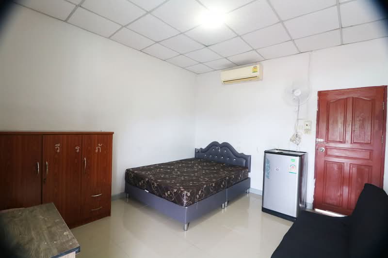 10 Room Rental Business For Sale In Mak Khaeng, Udon Thani, Mak Khaeng, Muang Udon Thani, Udon Thani, , 320 sqm, Business For Sale, by วีรภัทรา ดาร์เปอร์, 500472840 - DDproperty.com