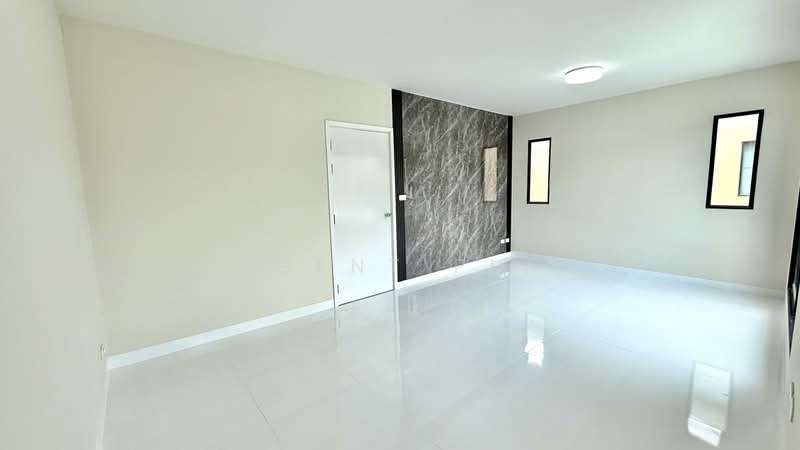 The Connect Pattanakarn 38, Bangkok, Soi Phatthanakan 38, Phatthanakan Road, Suan Luang, Bangkok, 3 Bedrooms, 130 sqm, Townhouse For Sale, by Agent Pla, 500472866 - DDproperty.com