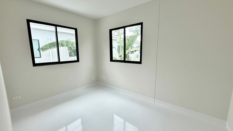 The Connect Pattanakarn 38, Bangkok, Soi Phatthanakan 38, Phatthanakan Road, Suan Luang, Bangkok, 3 Bedrooms, 130 sqm, Townhouse For Sale, by Agent Pla, 500472866 - DDproperty.com
