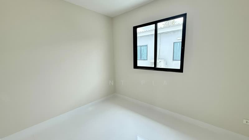 The Connect Pattanakarn 38, Bangkok, Soi Phatthanakan 38, Phatthanakan Road, Suan Luang, Bangkok, 3 Bedrooms, 130 sqm, Townhouse For Sale, by Agent Pla, 500472866 - DDproperty.com