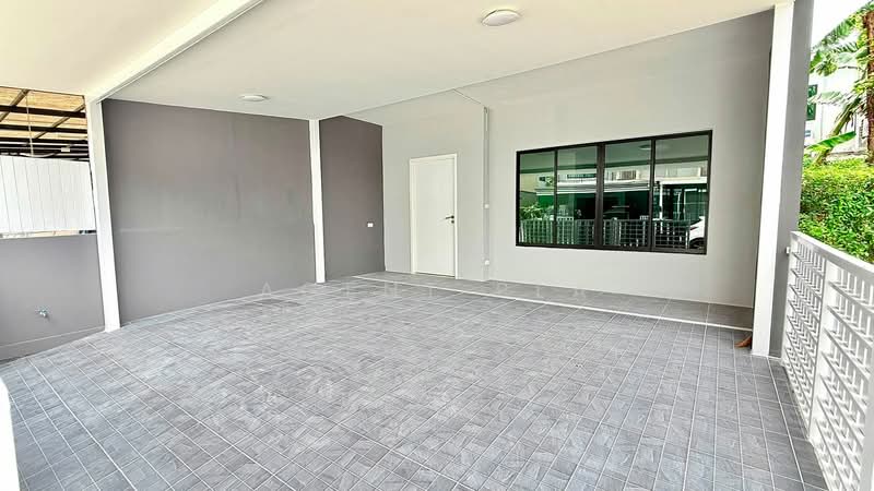 The Connect Pattanakarn 38, Bangkok, Soi Phatthanakan 38, Phatthanakan Road, Suan Luang, Bangkok, 3 Bedrooms, 130 sqm, Townhouse For Sale, by Agent Pla, 500472866 - DDproperty.com