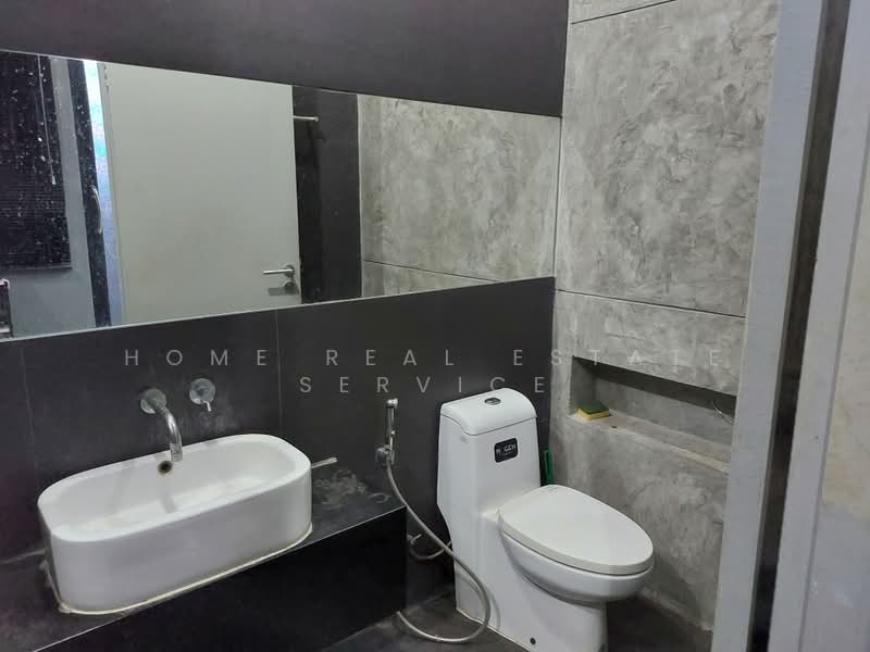 The Season Phetkasem 69, Bangkok, 79 Road along Khlong Phasi Charoen, southern side, Nong Kham, Nong Khaem, Bangkok, 3 Bedrooms, 135 sqm, Single Detached House For Sale, by HOME Real Estate Service, 500472869 - DDproperty.com