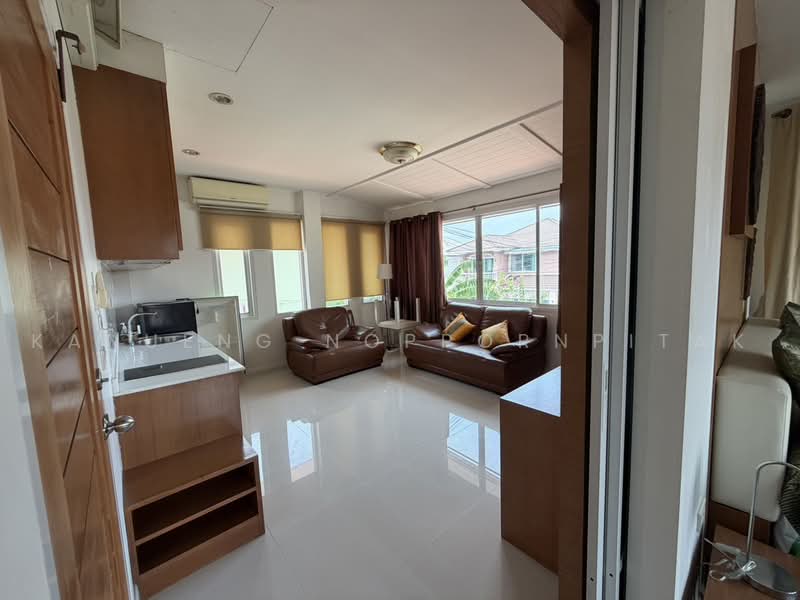 View Point Village, Chon Buri (Pattaya), Pattaya City, Bang Lamung, Bang Lamung (Pattaya), Chon Buri (Pattaya), 7 Bedrooms, 174 sqm, Villa For Sale, by Kanueng Noppornpitak, 500472884 - DDproperty.com