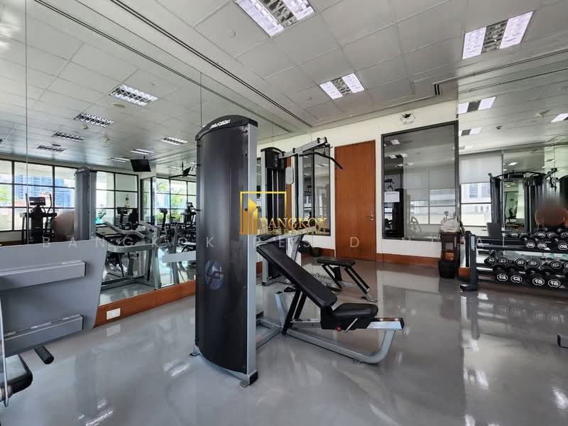 Le Raffine Sukhumvit 39, Bangkok, Soi Sukhumvit 39, Khlong Tan Nua, Watthana, Bangkok, 2 Bedrooms, 250 sqm, Condo For Rent, by Bangkok Residential, 500472898 - DDproperty.com
