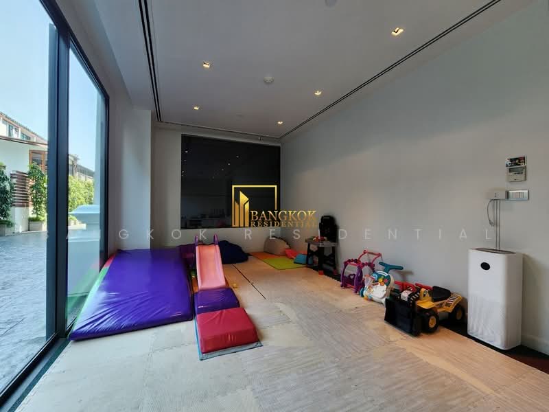 Le Raffine Sukhumvit 39, Bangkok, Soi Sukhumvit 39, Khlong Tan Nua, Watthana, Bangkok, 2 Bedrooms, 250 sqm, Condo For Rent, by Bangkok Residential, 500472898 - DDproperty.com