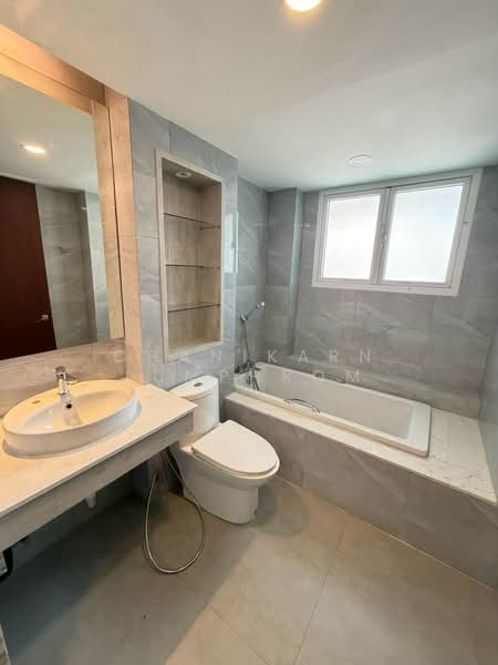 The Avenue Sukumvit 61, Bangkok, Sukhumvit 61, Khlong Tan Nua, Watthana, Bangkok, 3 Bedrooms, 192 sqm, Condo For Rent, by Chanikarn Lumphrom, 500472925 - DDproperty.com