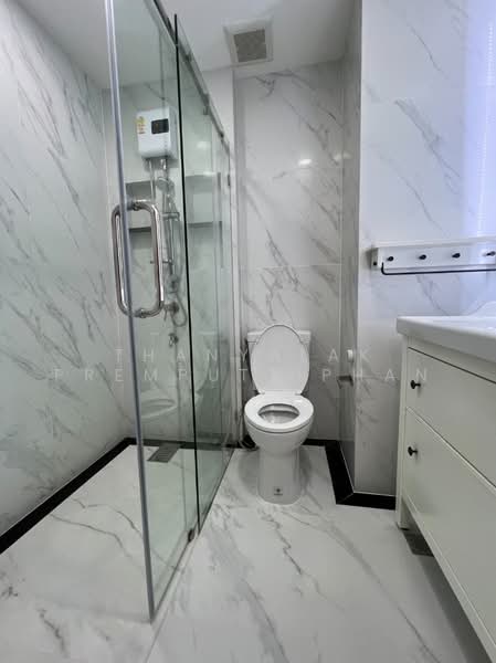 Sathorn Gardens, Bangkok, 39 South Sathorn Road, Thung Maha Mek, Sathon, Bangkok, 1 Bedroom, 40 sqm, Condo For Rent, by Thanyalak Premputtiphan, 500472945 - DDproperty.com