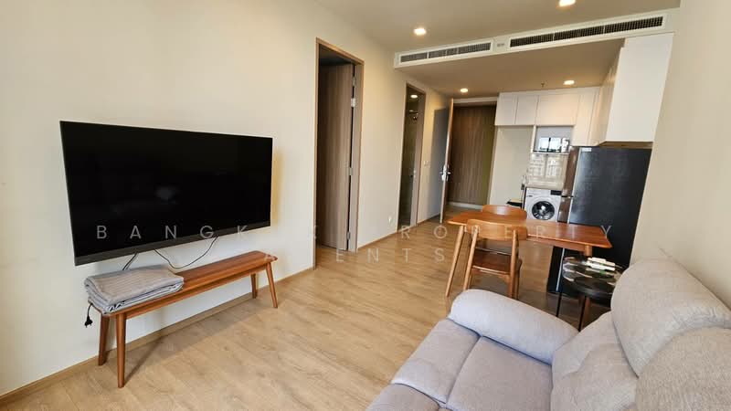 Noble Around Sukhumvit 33, Bangkok, 17 Soi Sukhumvit 33, Khlong Tan Nua, Watthana, Bangkok, 1 Bedroom, 43 sqm, Condo For Rent, by BANGKOK PROPERTY AGENTS, 500472947 - DDproperty.com