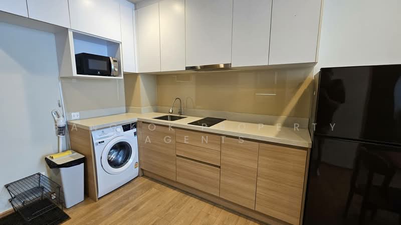 Noble Around Sukhumvit 33, Bangkok, 17 Soi Sukhumvit 33, Khlong Tan Nua, Watthana, Bangkok, 1 Bedroom, 43 sqm, Condo For Rent, by BANGKOK PROPERTY AGENTS, 500472947 - DDproperty.com