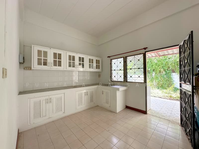 Nontiwa Garden, Nonthaburi, Ban Mai, Pak Kret, Nonthaburi, 2 Bedrooms, 120 sqm, Townhouse For Sale, by Punpapa Rassamee, 500472957 - DDproperty.com