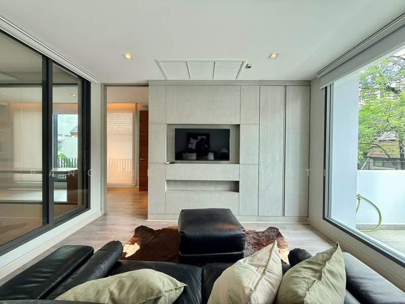 Townhouse, Bangkok, Sukhumvit 39, Khlongtoei Nua, Watthana, Bangkok, 3 Bedrooms, 350 sqm, Townhouse For Rent, by Bangkok Residential, 500472977 - DDproperty.com
