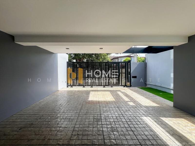 บ้านแฝด พระราม 9 ซอย 51, Bangkok, Suan Luang, Bangkok, 4 Bedrooms, 400 sqm, Semi-Detached House (Twin House) For Sale, by HOME Real Estate Service, 500472990 - DDproperty.com