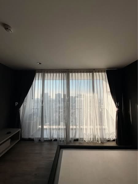 The Issara Ladprao, Bangkok, 296 Ladpao Road, Jom Phon, Chatuchak, Bangkok, 1 Bedroom, 35 sqm, Condo For Sale, by Thanyalak Premputtiphan, 500472991 - DDproperty.com