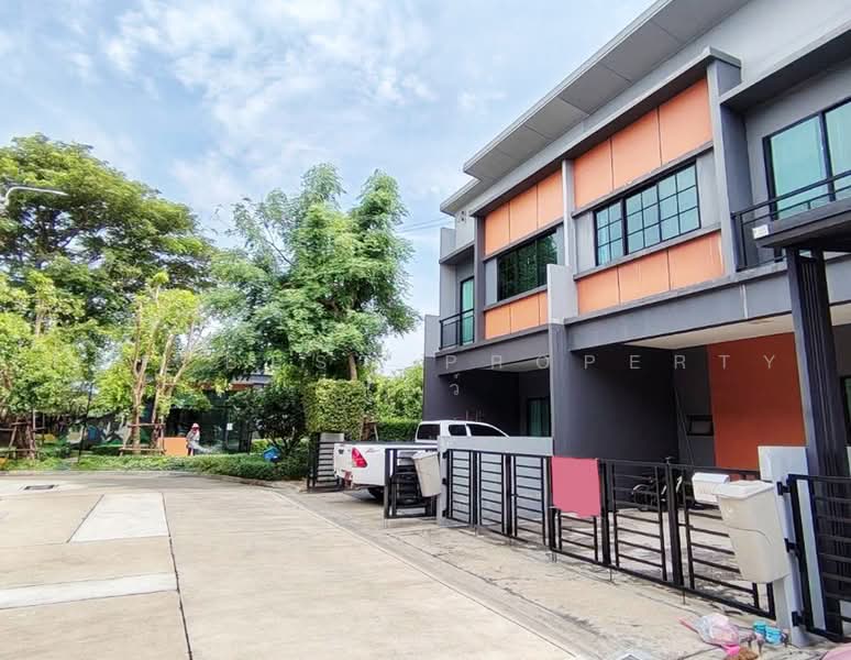 Siri Place Charan-Pinklao : สิริ เพลส จรัญ-ปิ่นเกล้า, นนทบุรี, ถนน บางกรวย-จงถนอม, วัดชลอ, บางกรวย, นนทบุรี, 118 ตร.ม., ทาวน์เฮ้าส์ ขาย, โดย The Best Property โบว์, 500473009 - DDproperty.com