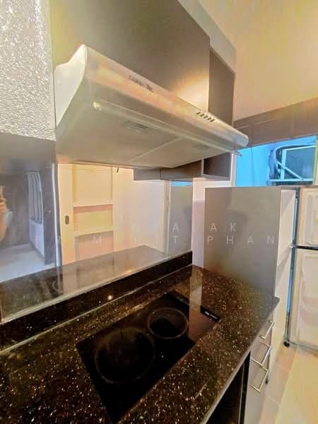 Lumpini Ville Sukhumvit 77, Bangkok, Sukhumvit 77 Road, Suan Luang, Bangkok, 1 Bedroom, 43 sqm, Condo For Sale, by Thanyalak Premputtiphan, 500473010 - DDproperty.com