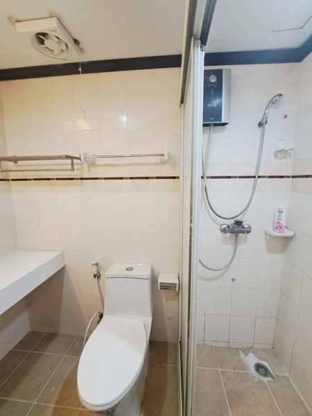 Lumpini Ville Sukhumvit 77, Bangkok, Sukhumvit 77 Road, Suan Luang, Bangkok, 1 Bedroom, 43 sqm, Condo For Sale, by Thanyalak Premputtiphan, 500473010 - DDproperty.com