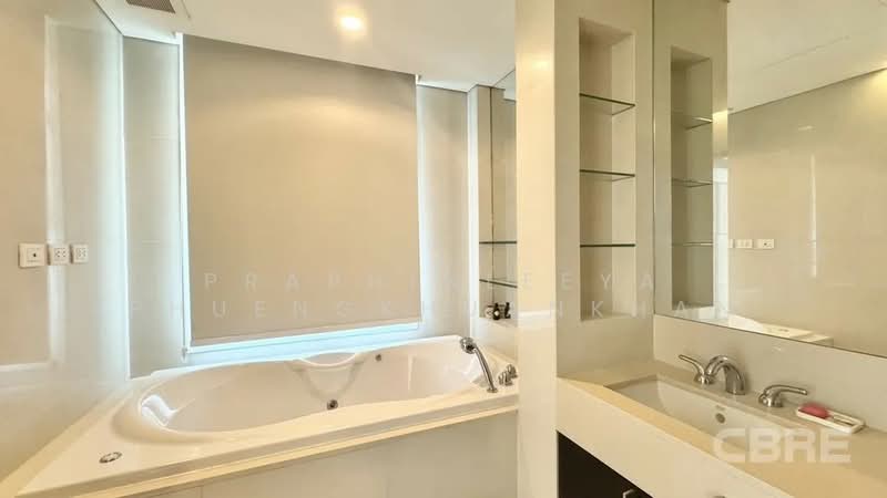 The Park Chidlom, Bangkok, 1 Petchaburi Road, Pathum Wan, Bangkok, 3 Bedrooms, 259 sqm, Condo For Sale, by Praphinleeya Phuengkhuankhan, 500473012 - DDproperty.com