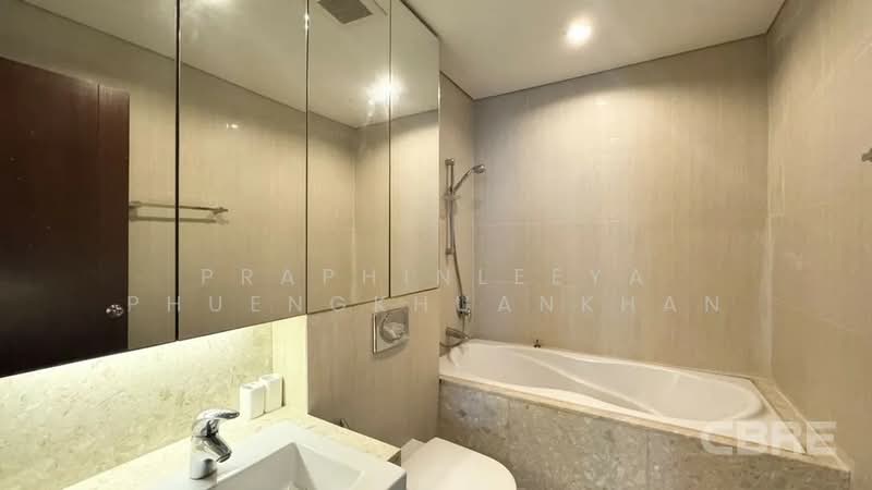 The Park Chidlom, Bangkok, 1 Petchaburi Road, Pathum Wan, Bangkok, 3 Bedrooms, 259 sqm, Condo For Sale, by Praphinleeya Phuengkhuankhan, 500473012 - DDproperty.com